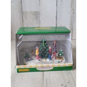 Lemax 2009 decorating front yard Tree Village accessory Xmas